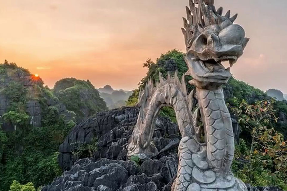 HÀ NỘI- NINH BÌNH -HANG MÚA - KHU DU LỊCH TAM CHÚC 